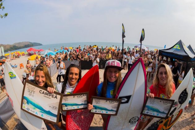 18º Circuito Universitário de Surf, Maresias, São Sebastião Brasil Surf Girls. Foto: Ivan Serpa / Altas Produções.