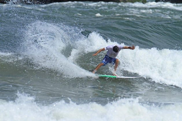 Jihad Khodr, Terceira etapa do Maresia Paulista de Surf Profissional 2016, Itamambuca, Ubatuba (SP). Foto: Renato Boulos.