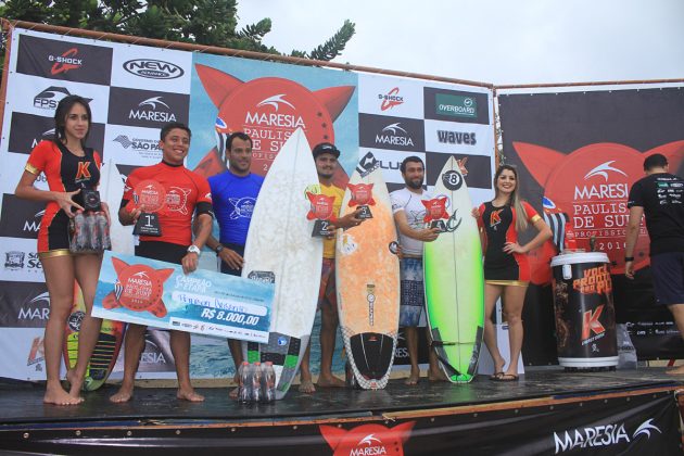 Terceira etapa do Maresia Paulista de Surf Profissional 2016, Itamambuca, Ubatuba (SP). Foto: Renato Boulos.