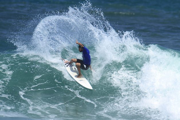 Caetano Vargas, Terceira etapa do Maresia Paulista de Surf Profissional 2016, Itamambuca, Ubatuba (SP). Foto: Renato Boulos.