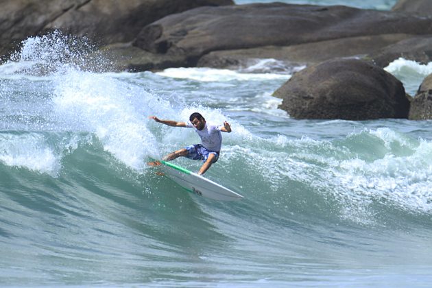 Jihad Khodr, Terceira etapa do Maresia Paulista de Surf Profissional 2016, Itamambuca, Ubatuba (SP). Foto: Renato Boulos.