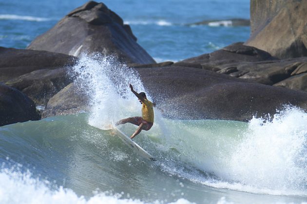 Marco Aurélio, Terceira etapa do Maresia Paulista de Surf Profissional 2016, Itamambuca, Ubatuba (SP). Foto: Renato Boulos.