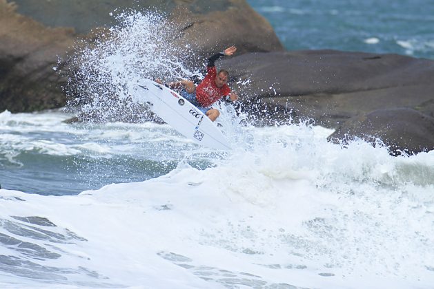 Raoni Monteiro, Terceira etapa do Maresia Paulista de Surf Profissional 2016, Itamambuca, Ubatuba (SP). Foto: Renato Boulos.