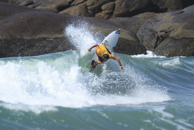 Renato Galvão, Terceira etapa do Maresia Paulista de Surf Profissional 2016, Itamambuca, Ubatuba (SP). Foto: Renato Boulos.