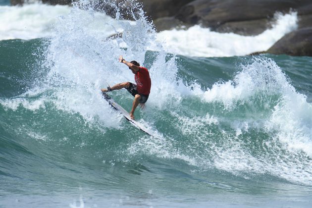 Thiago Camarão, Terceira etapa do Maresia Paulista de Surf Profissional 2016, Itamambuca, Ubatuba (SP). Foto: Renato Boulos.