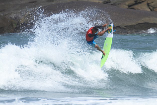 Wesley Dantas, Terceira etapa do Maresia Paulista de Surf Profissional 2016, Itamambuca, Ubatuba (SP). Foto: Renato Boulos.