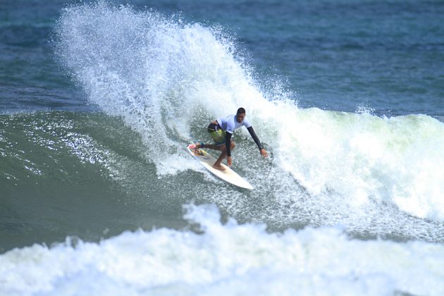 Weslley Dantas, Maresia Paulista Pro, Itamambuca, Ubatuba. Foto: Renato Boulos.