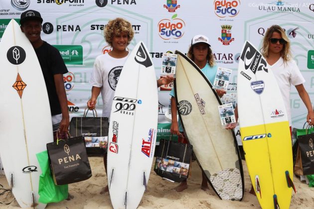 Pódio Iniciante Segunda etapa, Circuito ASN, canto da pedra do Pampo, praia de Itacoatiara (RJ).  . Foto: Dunbar.