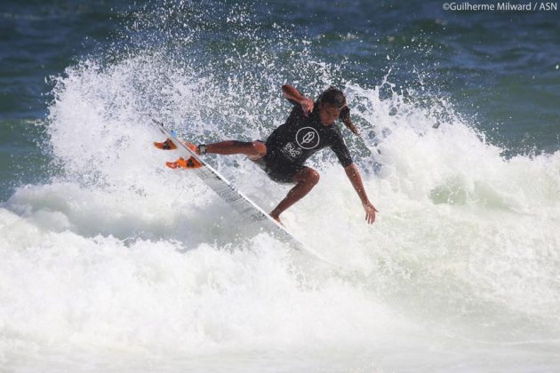 Joel Dantas Segunda etapa, Circuito ASN, canto da pedra do Pampo, praia de Itacoatiara (RJ).  . Foto: Dunbar.