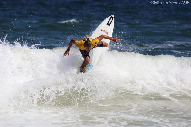 Pedro Ribeiro Segunda etapa, Circuito ASN, canto da pedra do Pampo, praia de Itacoatiara (RJ).  . Foto: Dunbar.