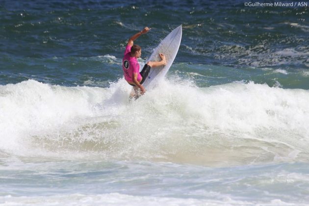 Zuriel Ivan Segunda etapa, Circuito ASN, canto da pedra do Pampo, praia de Itacoatiara (RJ).  . Foto: Dunbar.