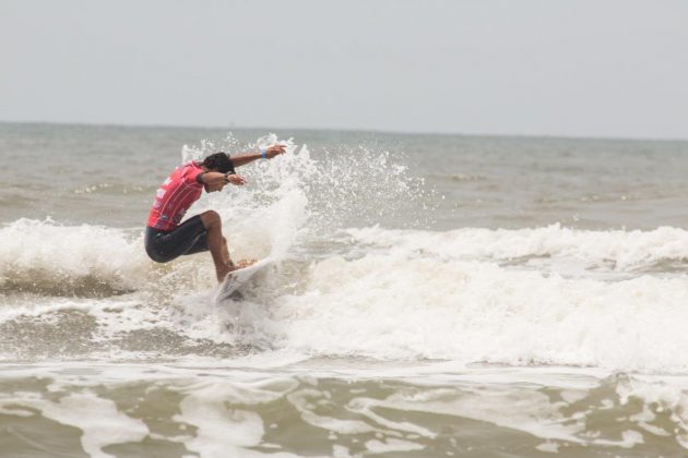 Brasileiro Pro Junior, Peruíbe. Foto: Robin Senour.