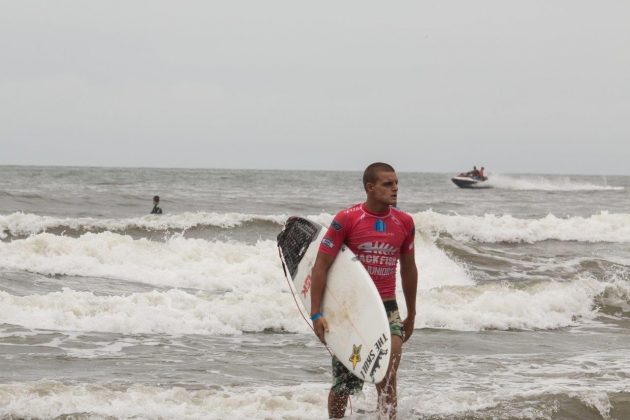 Brasileiro Pro Junior, Peruíbe. Foto: Robin Senour.