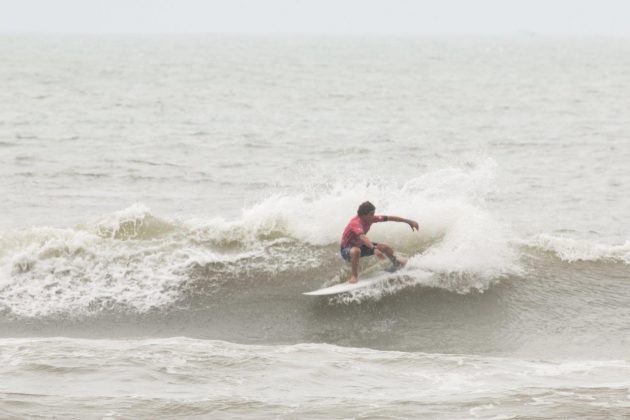 Brasileiro Pro Junior, Peruíbe. Foto: Robin Senour.