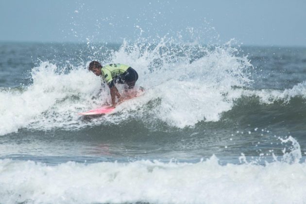 Samuel Pupo Brasileiro Pro Junior, Peruíbe. Foto: Robin Senour.