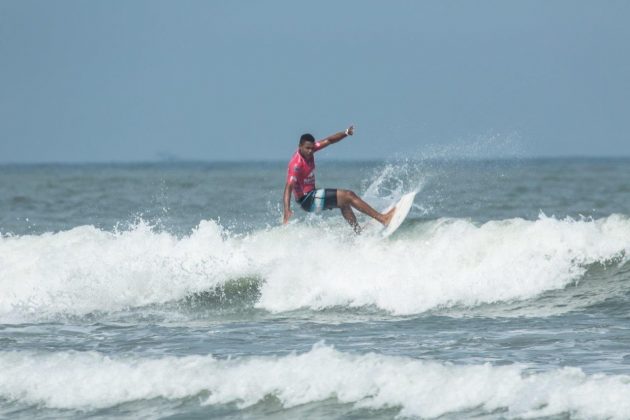 Weslley Dantas Brasileiro Pro Junior, Peruíbe. Foto: Robin Senour.