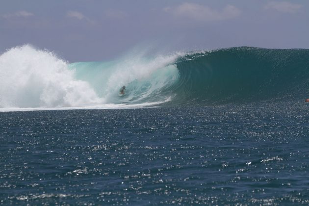 Fabio Capistrano, Super Sucks, Indonésia. Foto: Darcy Guimarães.