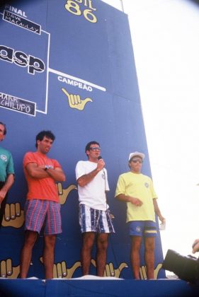 Hang Loose Pro Contest 1986, Joaquina, Florianópolis (SC). Foto: Basílio Ruy.