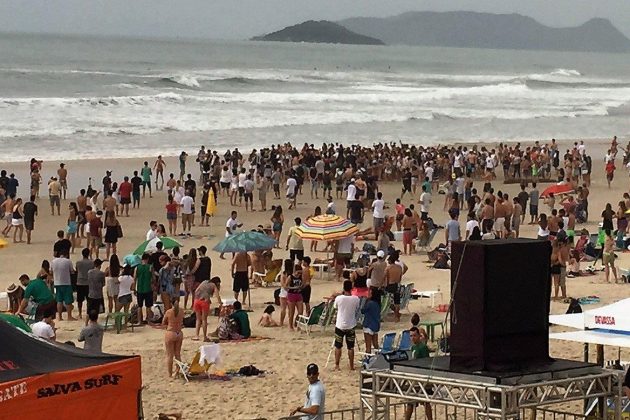 Gabriel Medina, Hang Loose Pro Contest 2016, Joaquina, Florianópolis (SC). Foto: Zé Mauro.