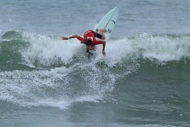 Pedro Dib, Hang Loose Surf Attack 2016, Itamambuca, Ubatuba (SP). Foto: Thais Serra.