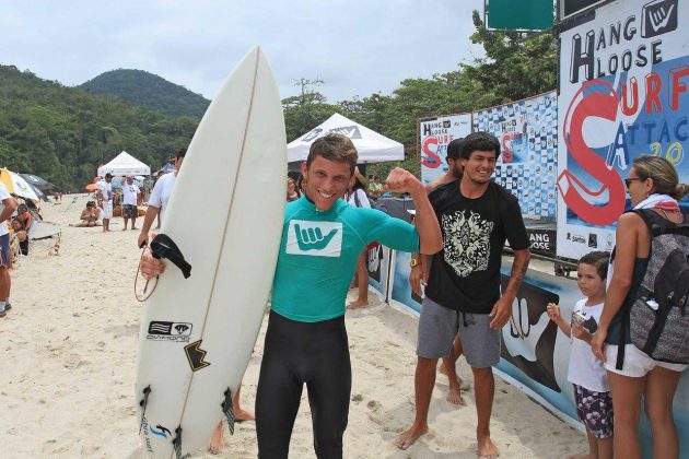 Raul Reis, Hang Loose Surf Attack 2016, Itamambuca, Ubatuba (SP). Foto: Thais Serra.