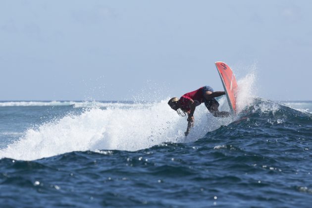 Caio Vaz, Fiji ISA World SUP and Paddleboard Championship 2016, Cloudbreak. Foto: ISA / Reed.