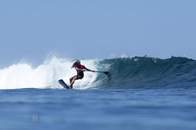 Izzi Gomez, Fiji ISA World SUP and Paddleboard Championship 2016, Cloudbreak. Foto: ISA / Reed.