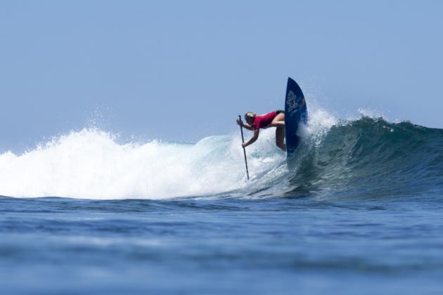 Izzi Gomez, Fiji ISA World SUP and Paddleboard Championship 2016, Cloudbreak. Foto: ISA / Reed.