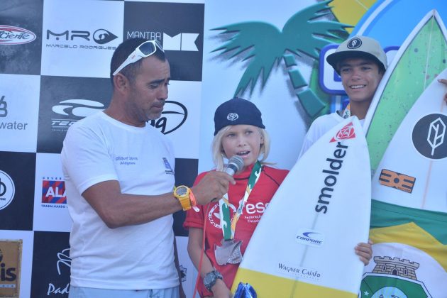 Yuri Barros (PB), campeão Sub 14 CBSurf Tour, praia do Francês, Marechal Deodoro, Alagoas. Foto: Raphael Lacerda .