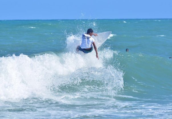 Felipe Alves (PB) CBSurf Tour, praia do Francês, Marechal Deodoro, Alagoas. Foto: Raphael Lacerda .