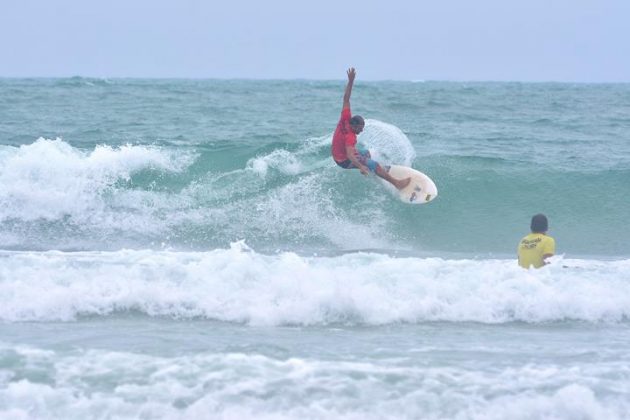 Adalvo Argolo CBSurf Master, Praia do Francês, Alagoas. Foto: Raphael Lacerda .