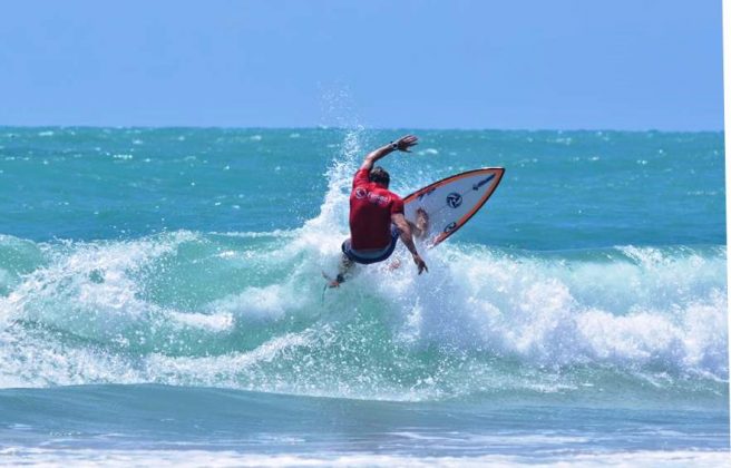 Otávio Lima CBSurf Master, Praia do Francês, Alagoas. Foto: Raphael Lacerda .