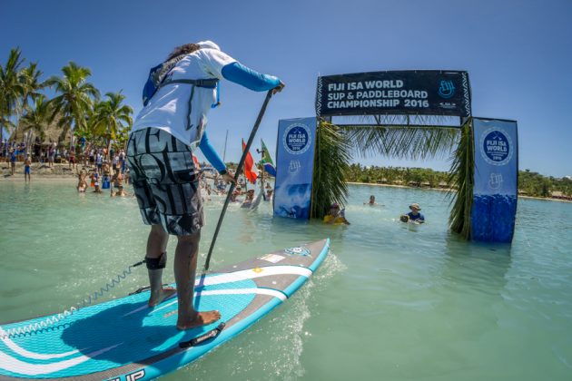 Tanvi Jagadish, Fiji ISA World SUP and Paddleboard Championship 2016, Cloudbreak. Foto: ISA / Sean Evans .