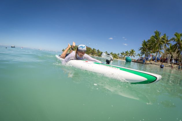 Aixa Sanchez, Fiji ISA World SUP and Paddleboard Championship 2016, Cloudbreak. Foto: ISA / Sean Evans .