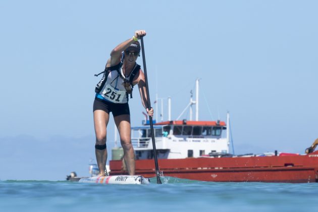 Candice Appleby, Fiji ISA World SUP and Paddleboard Championship 2016, Cloudbreak. Foto: ISA / Reed.