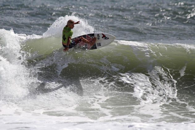 Fernando John John terceira etapa do Circuito Medina/ASM de Surf 2016, Maresias, São Sebastião. Foto: Sebastian Rojas.