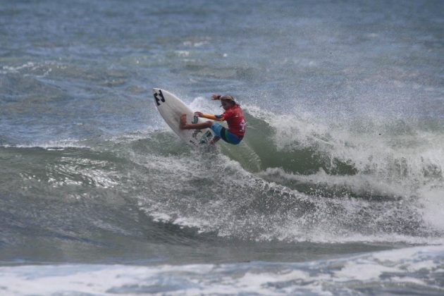 Ryan Kainalo terceira etapa do Circuito Medina ASM, Praia de Maresias, São Sebastião. Foto: Sebastian Rojas.