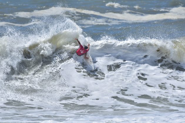 Guilherme Lopez, Estadual Pós-14 e Pro Junior 2016, Grumari (RJ). Foto: Nelson Veiga.