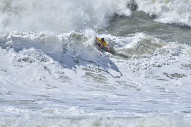 Valentim Neves, Estadual Pós-14 e Pro Junior 2016, Grumari (RJ). Foto: Nelson Veiga.