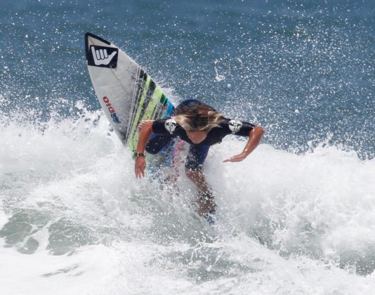 Leo Casal, ASJ Joaquina, vencedor da Iniciantes Segunda etapa do Vida Marinha Surfing Games Interassociações 2016, praia do Santinho, Florianópolis (SC). Foto: Basílio Ruy.