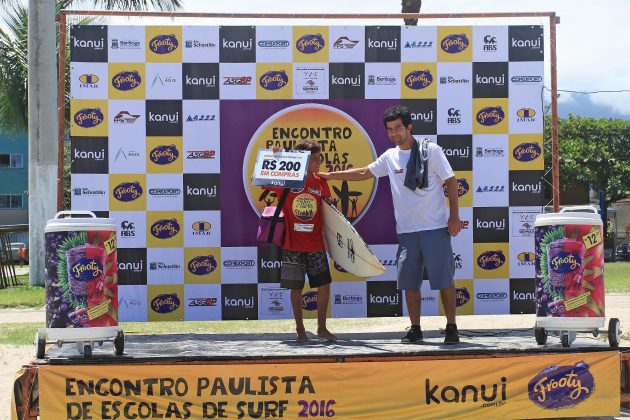 Best Wave Encontro Paulista de Escolas de Surf, praia da Enseada, Bertioga (SP). Foto: Adriana Berlinck.