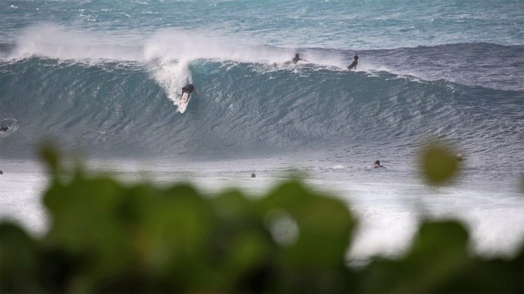 Adriano de Souza, Pipeline, Havaí. Foto: Ígor Maciel.