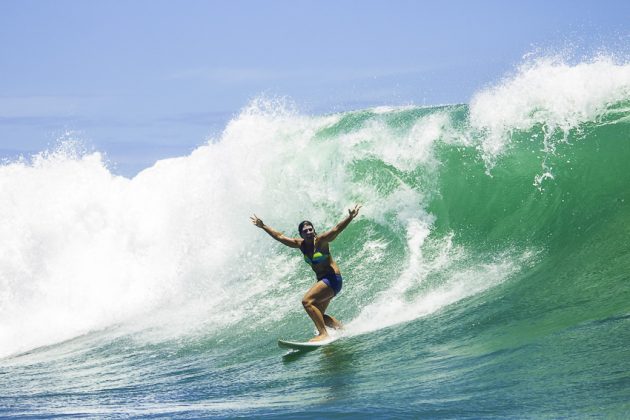 Carla Circenis, litoral baiano. Foto: Sávio Ribeiro.