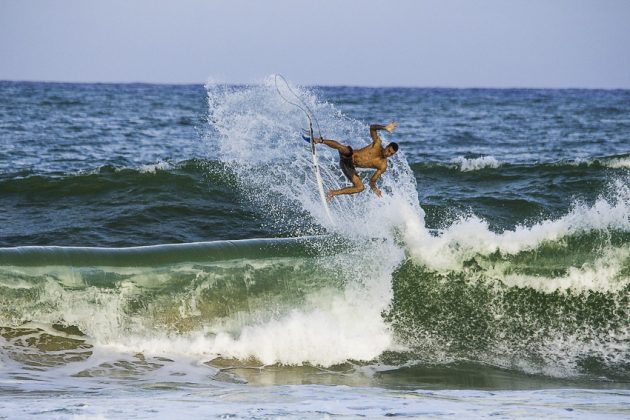 Ian Costa, litoral baiano. Foto: Sávio Ribeiro.