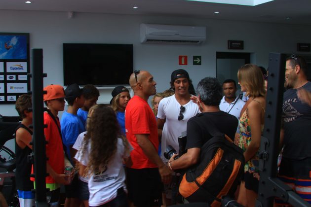 Gabriel Medina inaugura o seu Instituto para formar novos valores do surfe. Foto: Aleko Stergiou.