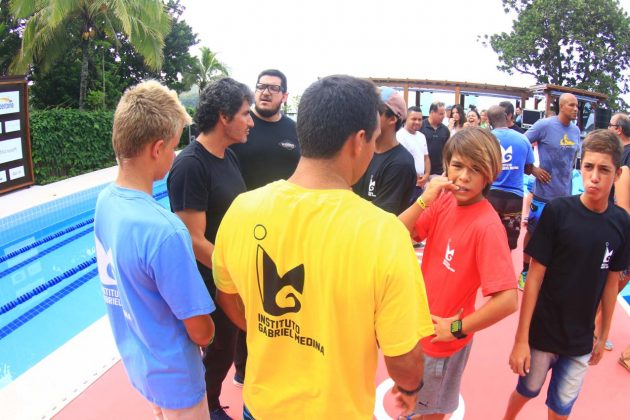 Gabriel Medina inaugura o seu Instituto para formar novos valores do surfe. Foto: Aleko Stergiou.