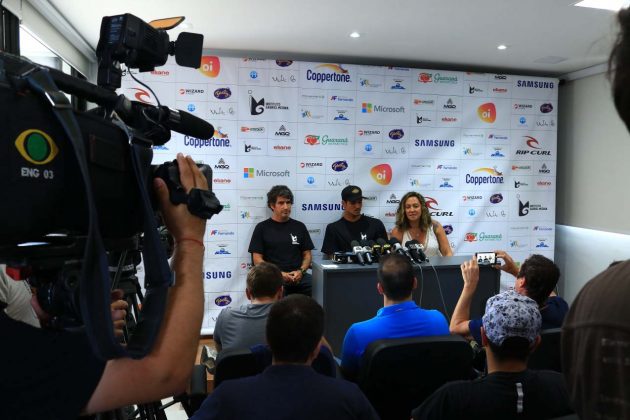 Gabriel Medina inaugura o seu Instituto para formar novos valores do surfe. Foto: Aleko Stergiou.