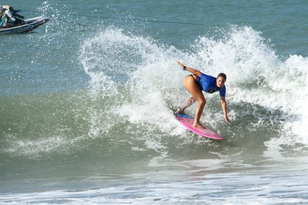 Karol Ribeiro, Pena Little Monster 2017, Ronco do Mar, Paracuru (CE). Foto: Lima Jr. .