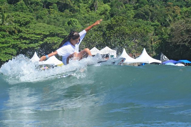 Instituto Gabriel Medina durante o Encontro Paulista de Escolas de Surf, na Praia da Baleia, em São Sebastião. Foto: Adriana Berlinck.