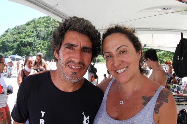 Instituto Gabriel Medina durante o Encontro Paulista de Escolas de Surf, na Praia da Baleia, em São Sebastião. Foto: Adriana Berlinck.